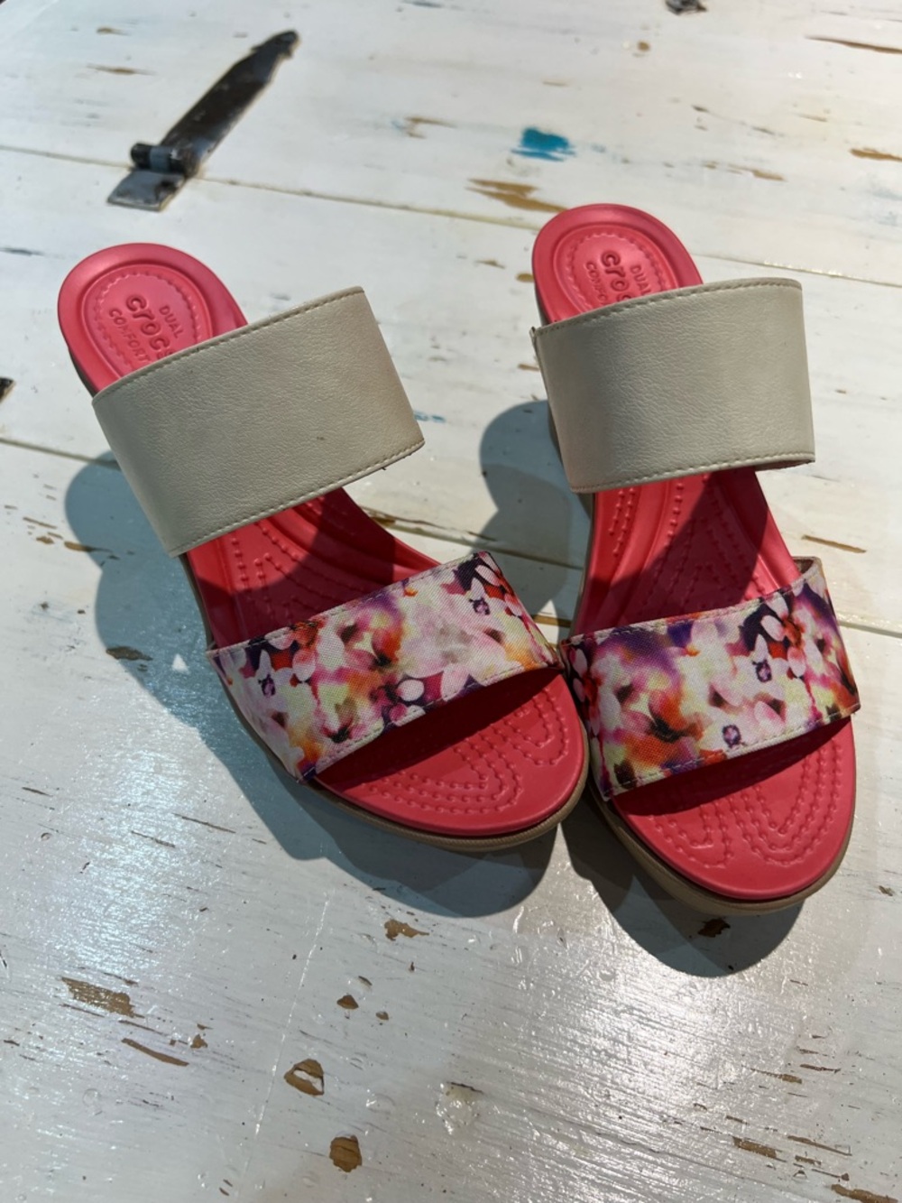 CROCS Coral Slide Sandals with Floral and Light Gray Straps - Picture 3 of 12